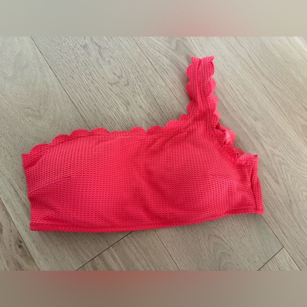 Bandeau one shoulder bathing suit top
